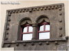ventana de doble arco en Casa Palacio de los García de Tineo - (Tineo - Asturias)