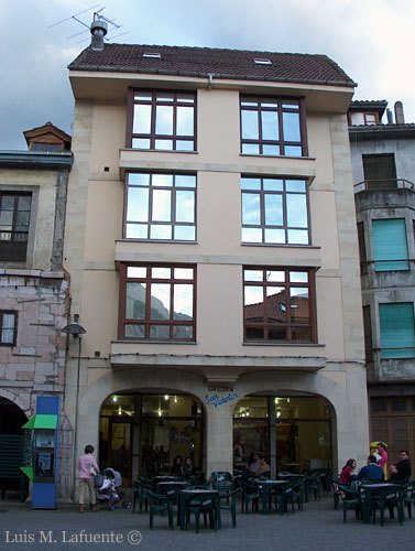 Plaza General Ponte, Grado - Asturias