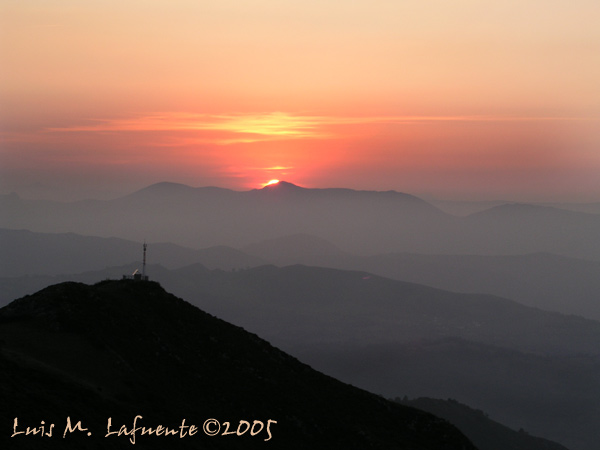 atardece en la Asturias Central..